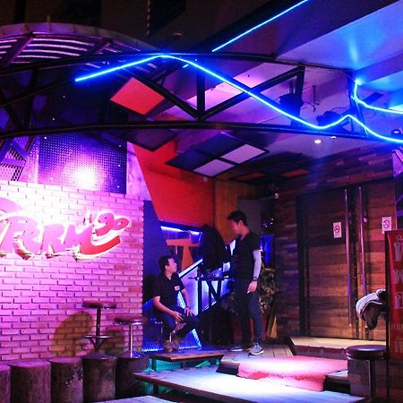 โรงแรมเรือนทิพย์ เชียงราย Ruean Tip Hotel Eksteriør billede