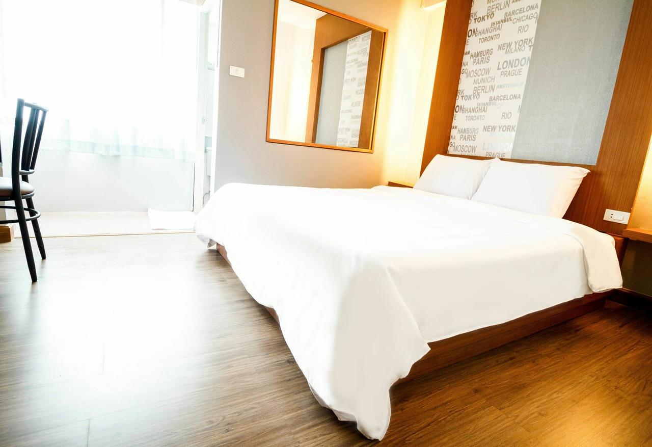 โรงแรมเรือนทิพย์ เชียงราย Ruean Tip Hotel Værelse billede
